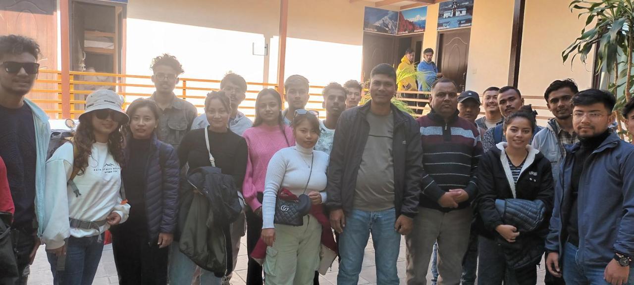 Hotel Dolly Pokhara Dış mekan fotoğraf