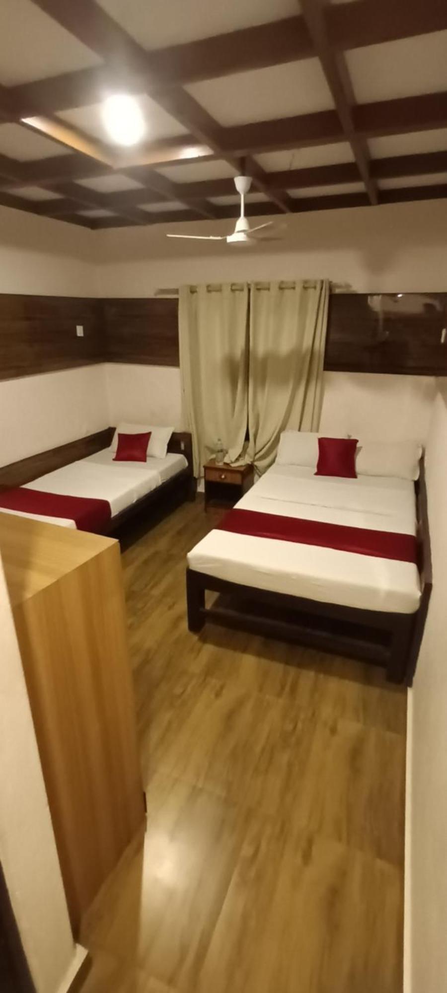 Hotel Dolly Pokhara Dış mekan fotoğraf
