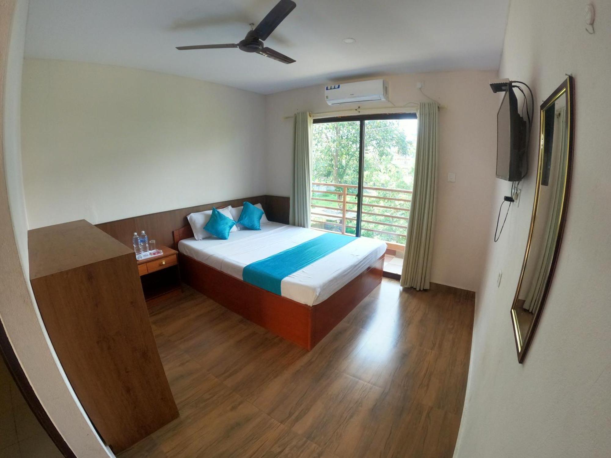 Hotel Dolly Pokhara Dış mekan fotoğraf