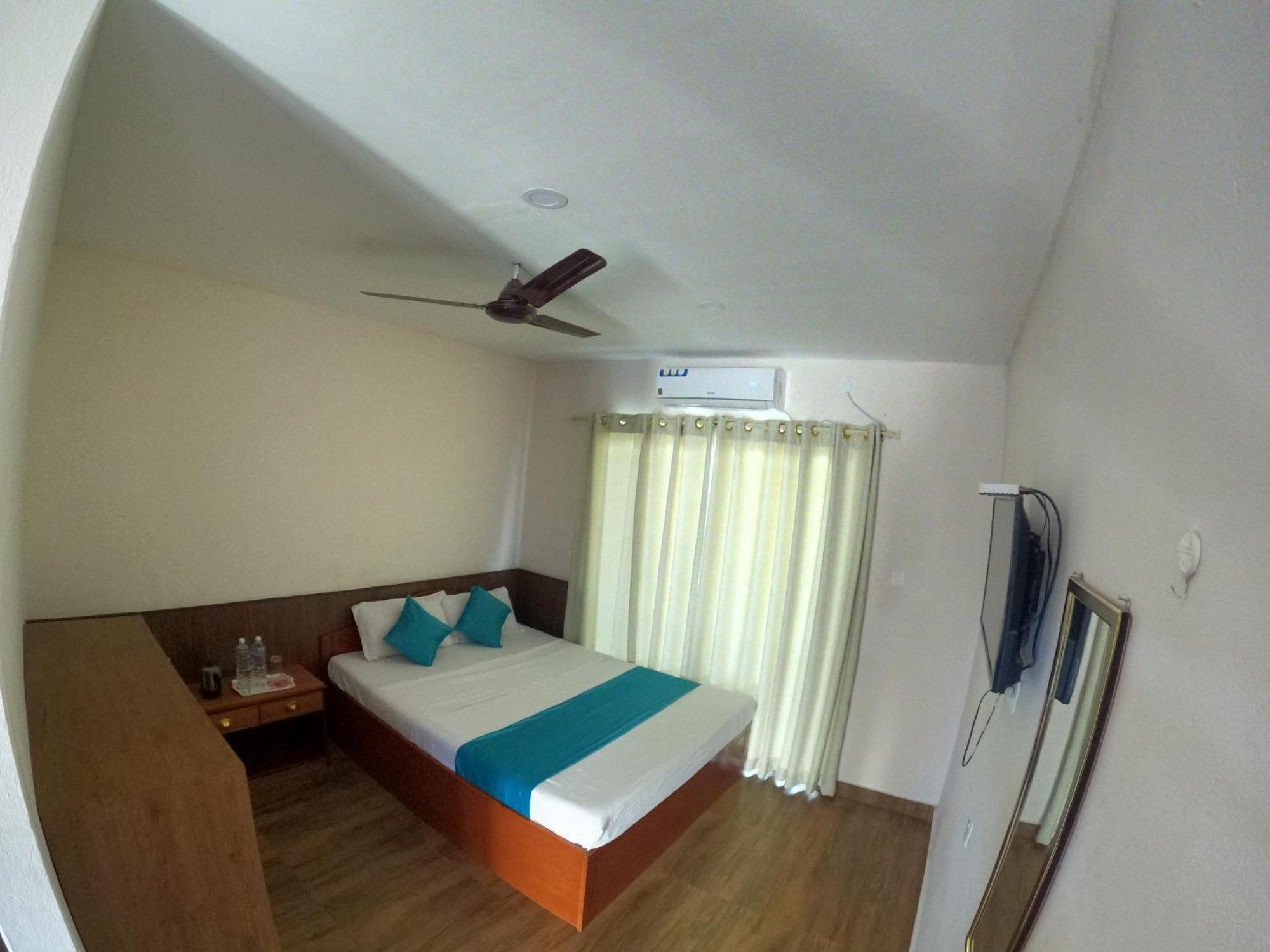 Hotel Dolly Pokhara Dış mekan fotoğraf